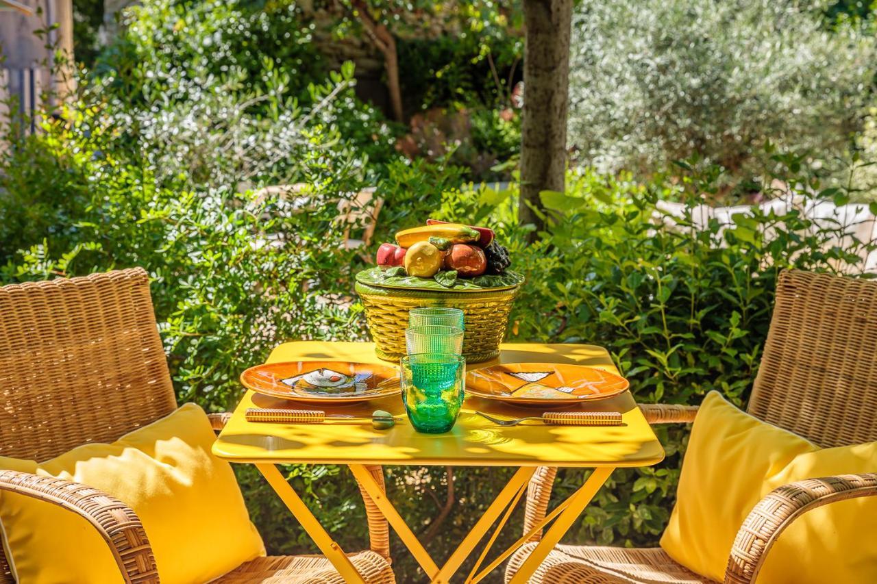 Le Clos De Bed & Breakfast