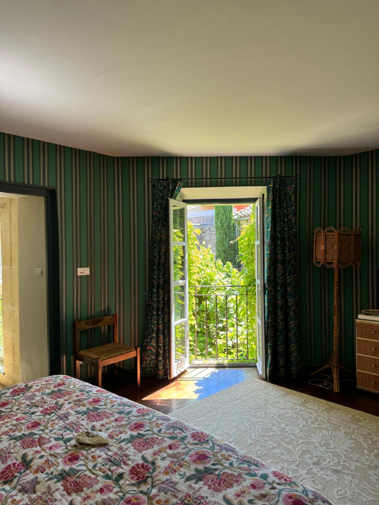 Le Clos De Bed & Breakfast *